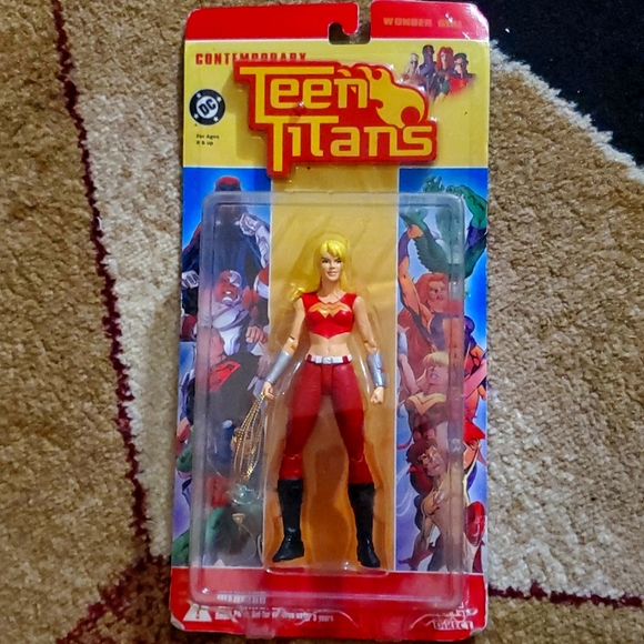 DC DIRECT TEEN TITAN WONDER GIRL - Picture 1 of 2
